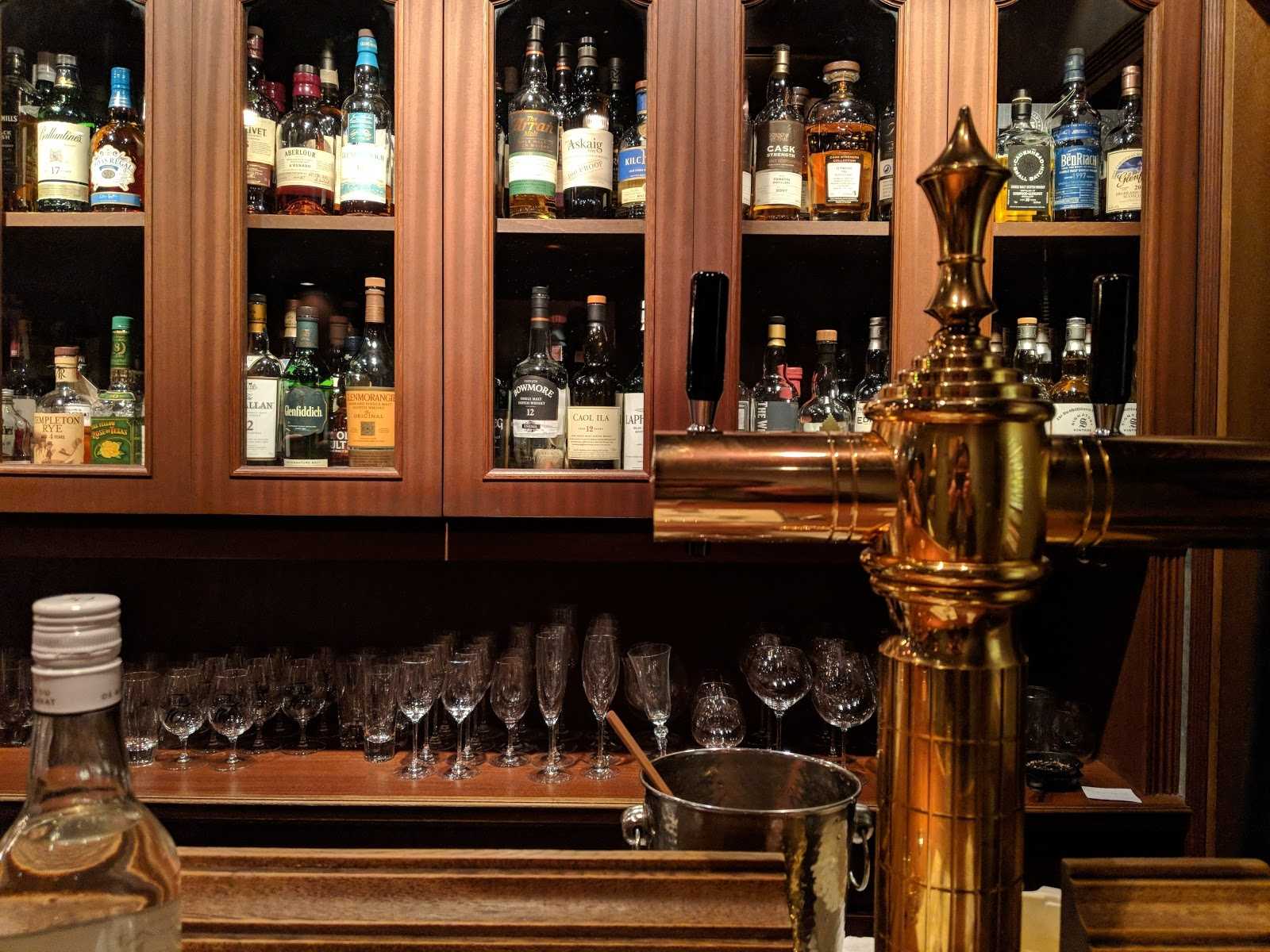 Bar シャンクスの周辺観光情報 Staynavi