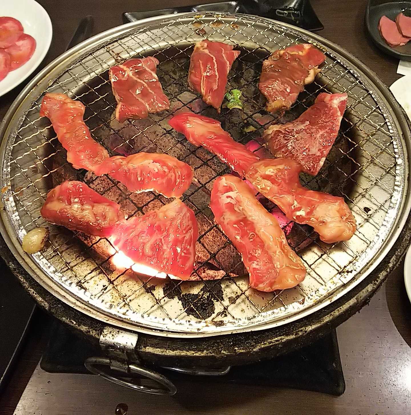 焼肉うしの家 鈴鹿店 施設詳細