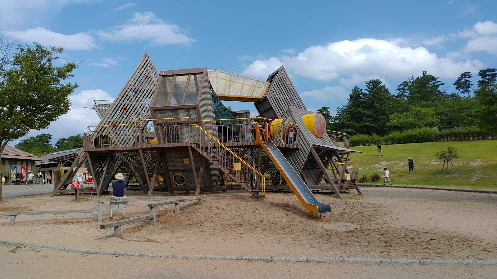 チュウブ鳥取砂丘こどもの国の周辺観光情報 Staynavi