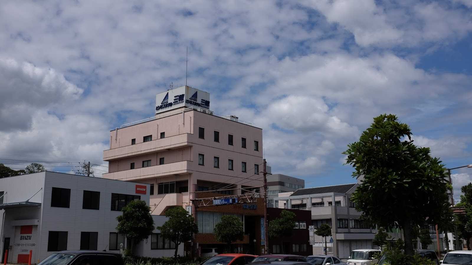 ビジネスホテル三徳 施設詳細