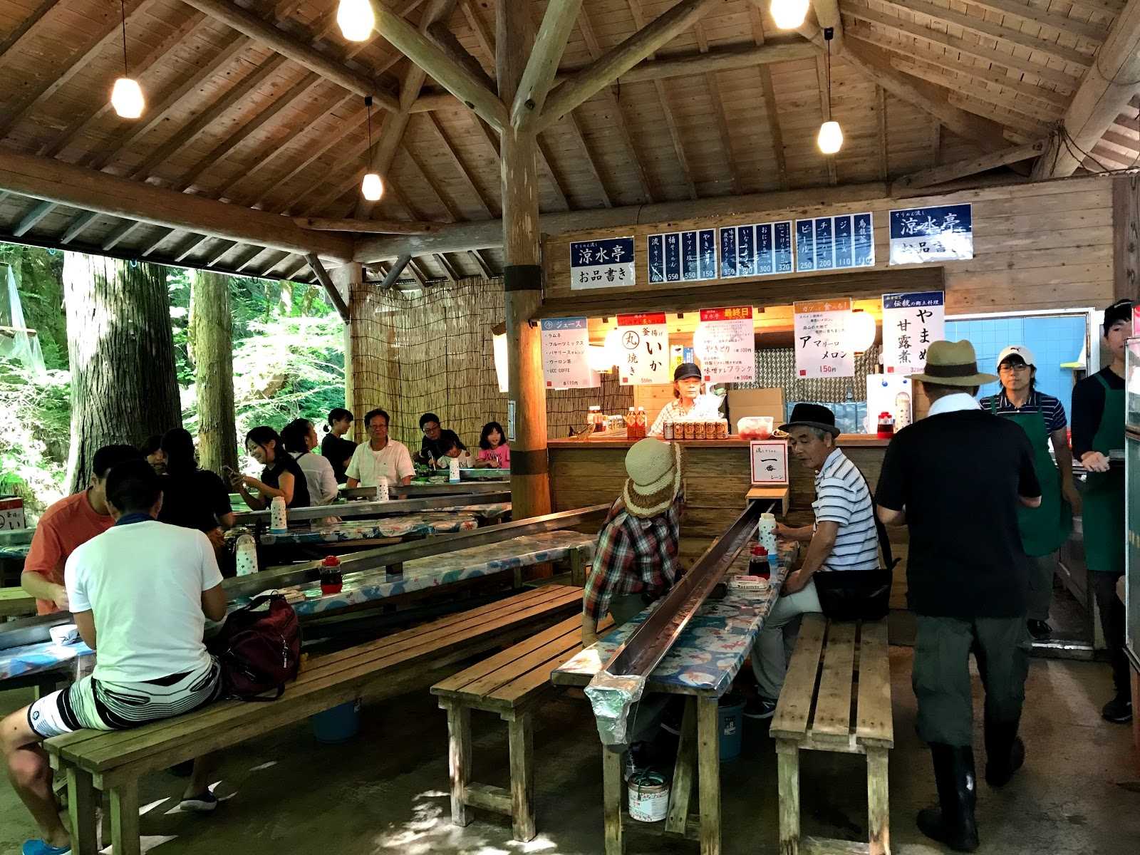 涼水亭 山乗渓谷そうめん流し 施設詳細