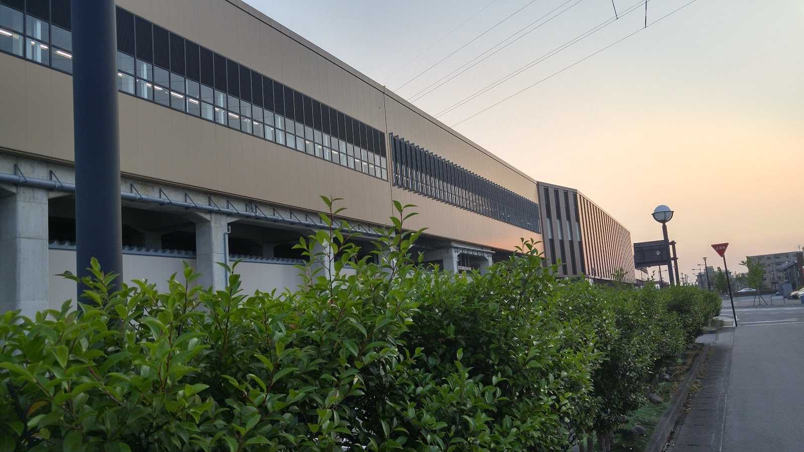 あっぷるぐりむバーンズ 高岡駅南店の周辺観光情報 Staynavi